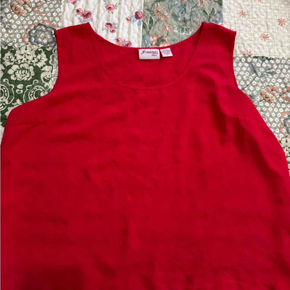 Red Sleeveless Top